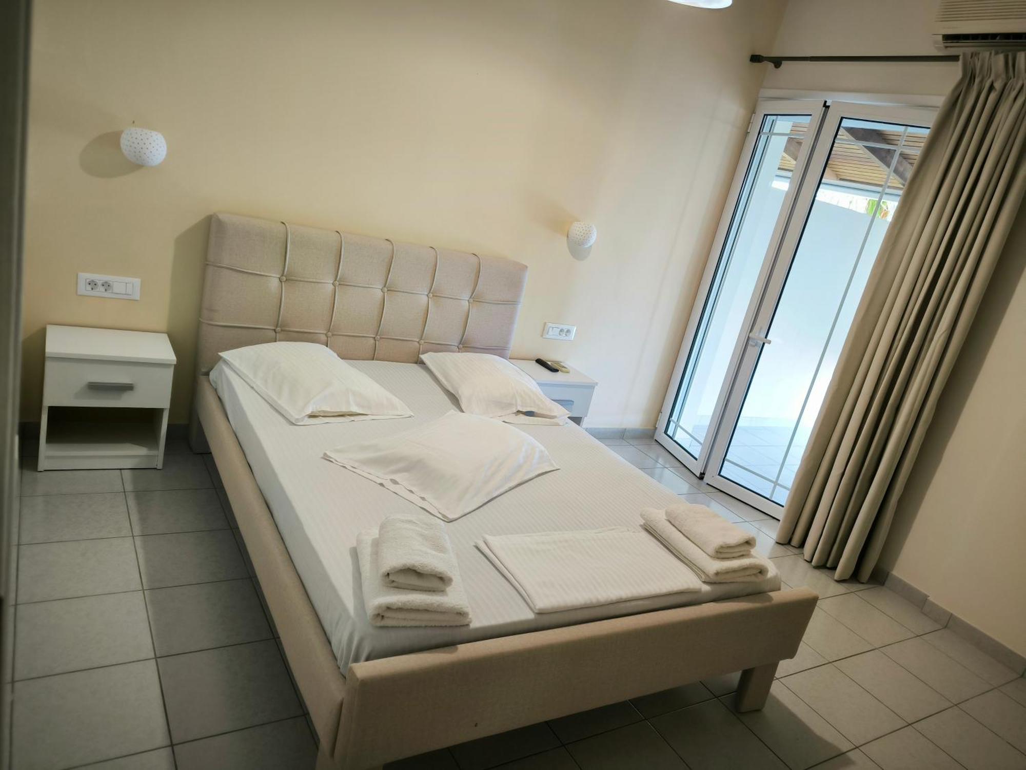 Aggelika Apartments Lithakia  Luaran gambar